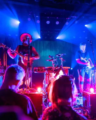 Live concert by Dirtwire