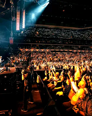 Zach Williams Virginia Beach